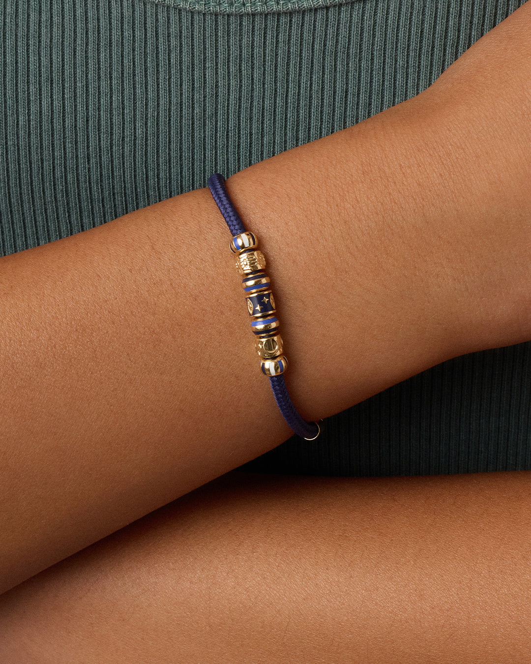 Good Vibrations Paracord Bracelet (gold)