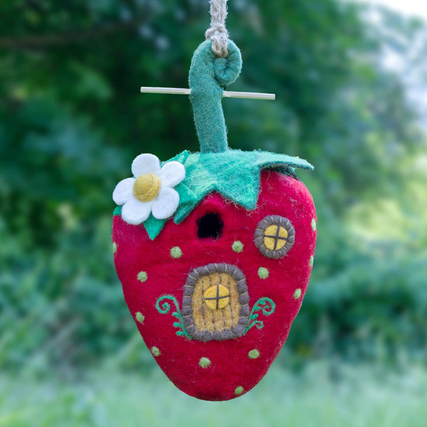 BIRDHOUSE-STRAWBERRY COTTAGE