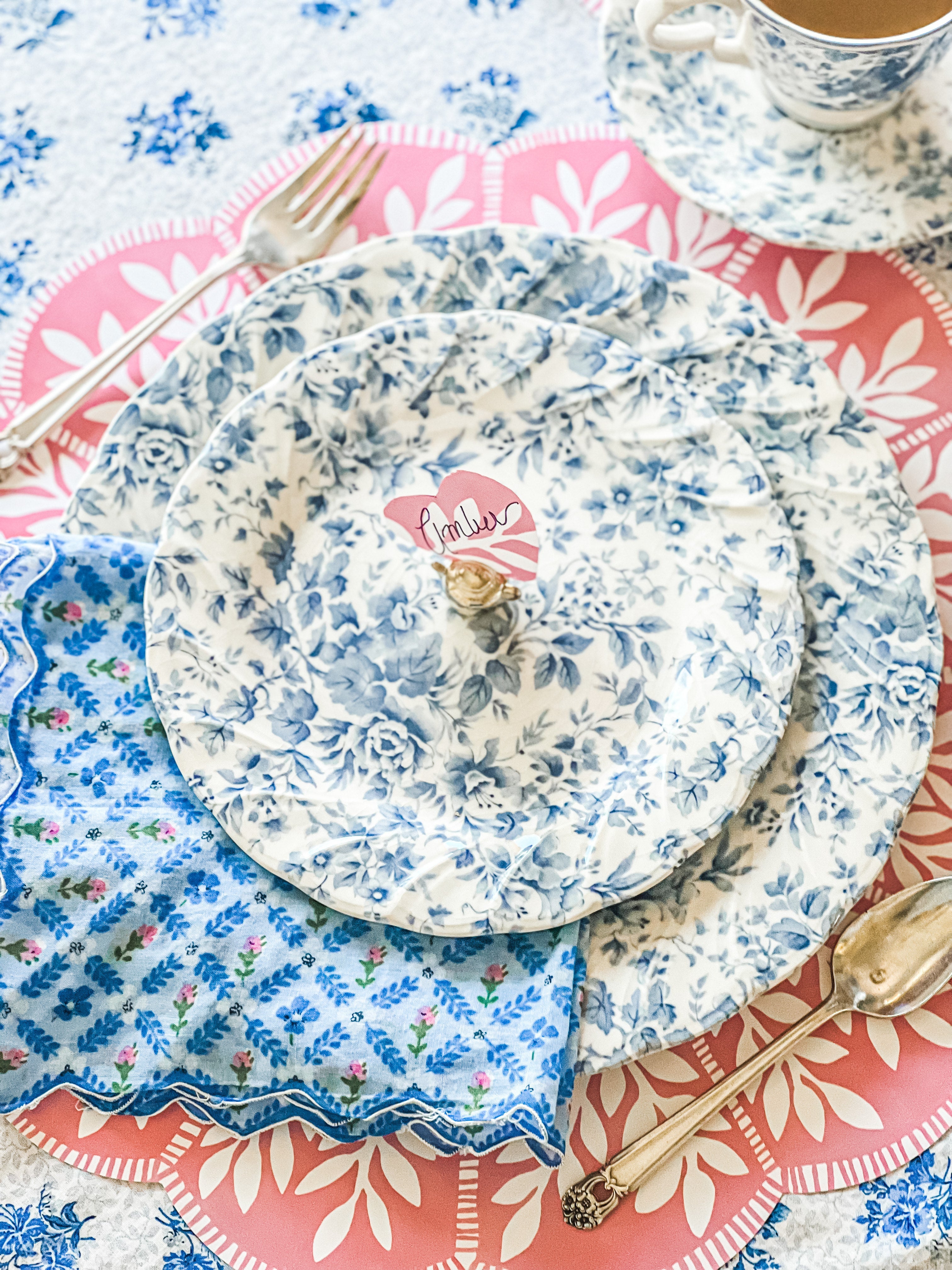 English Garden Scalloped Paper Placemats (set of 24)