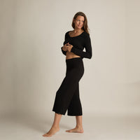Wide-Leg Capri: Black: Medium