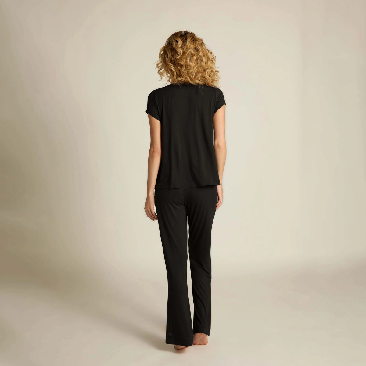 Classic V-Neck Tee Shirt/pajama top: black: Medium