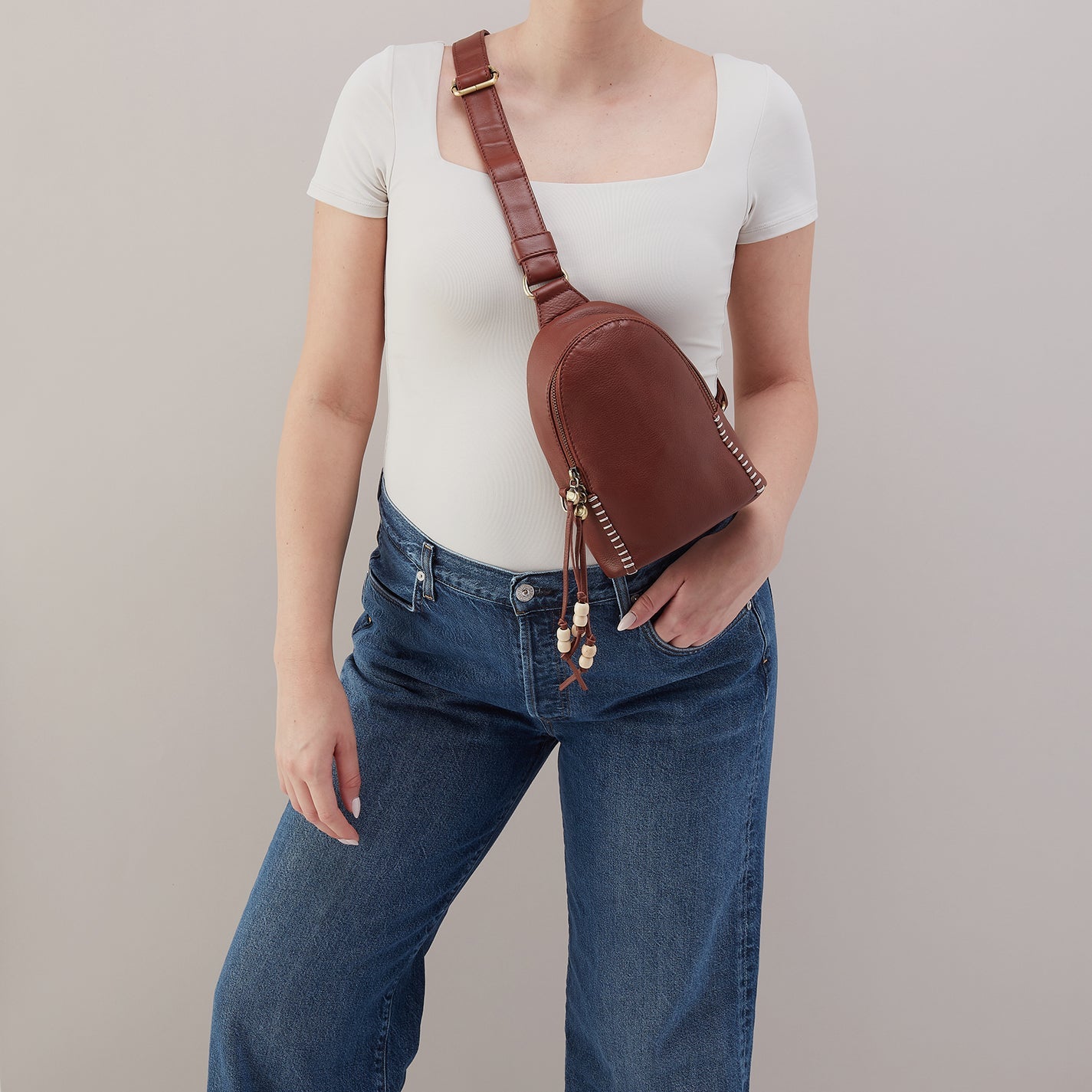 HOBO BAG FERN SLING-COCOA BEAN