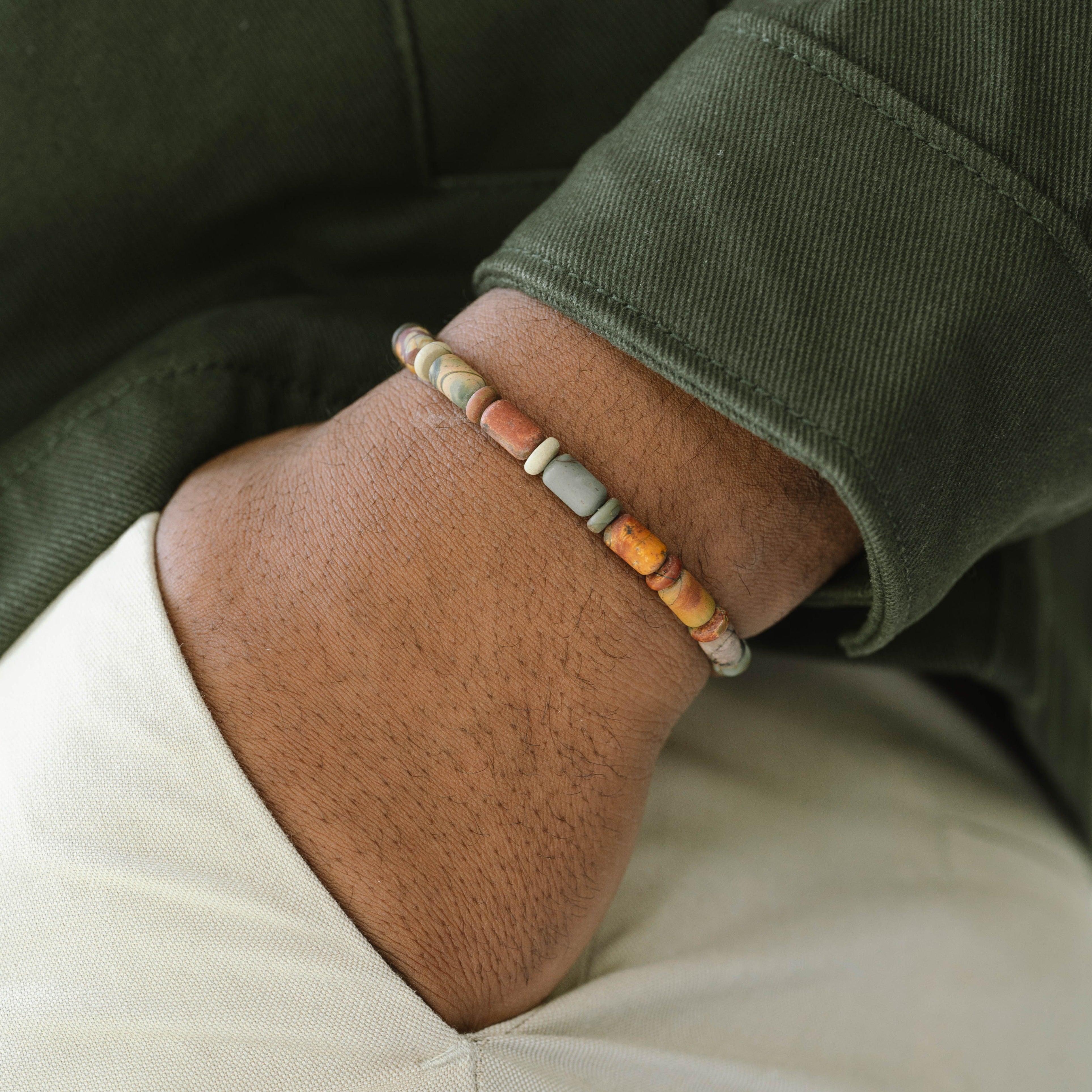STONES BRACELET COLORFUL-MATT PINE-LARGE