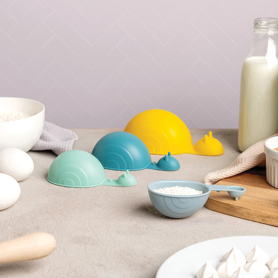 Shelly Measuring Cups & Spoons Set