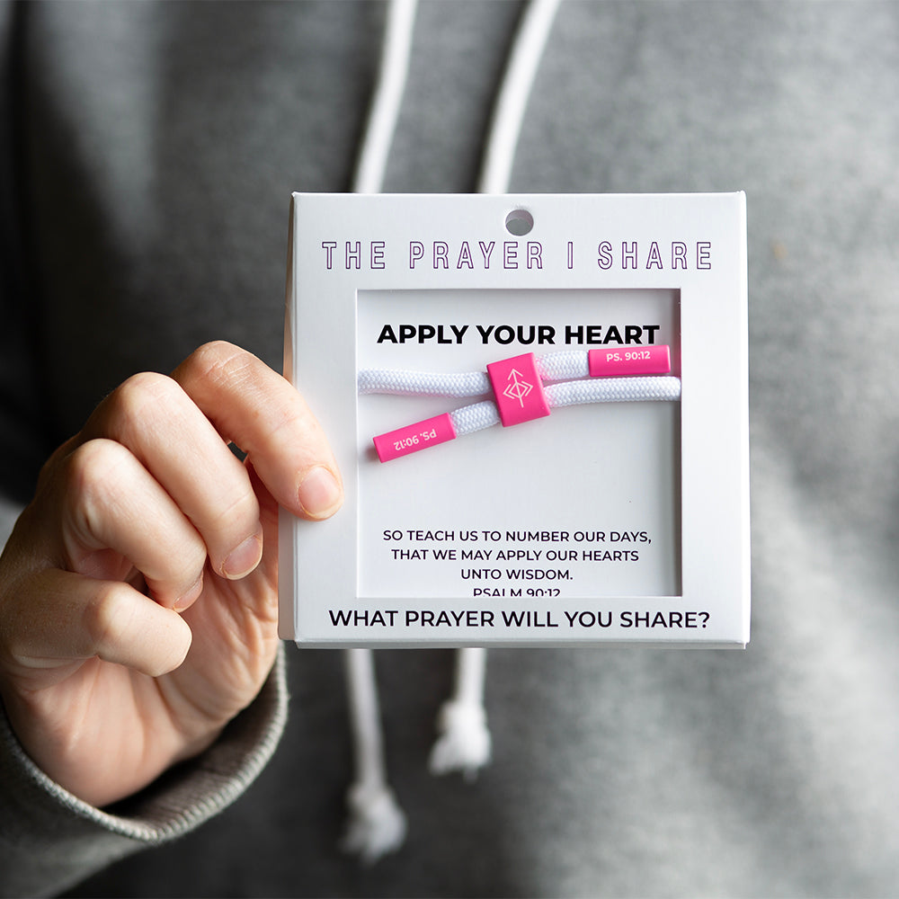 APPLY YOUR HEART - Bracelet