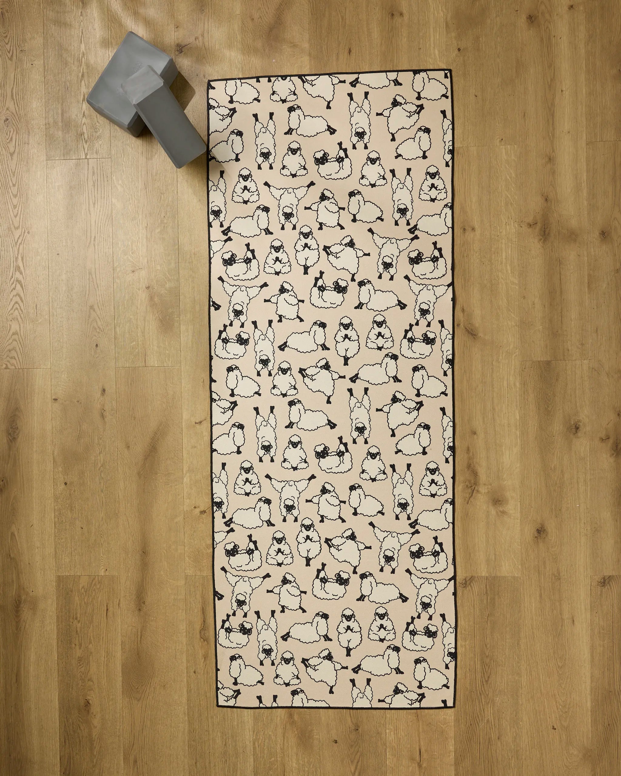 YOGA TOWEL-SHEEP