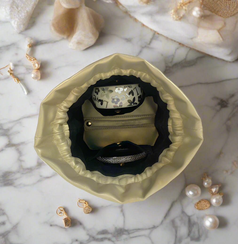 Ultra Jewelry Case - Gold