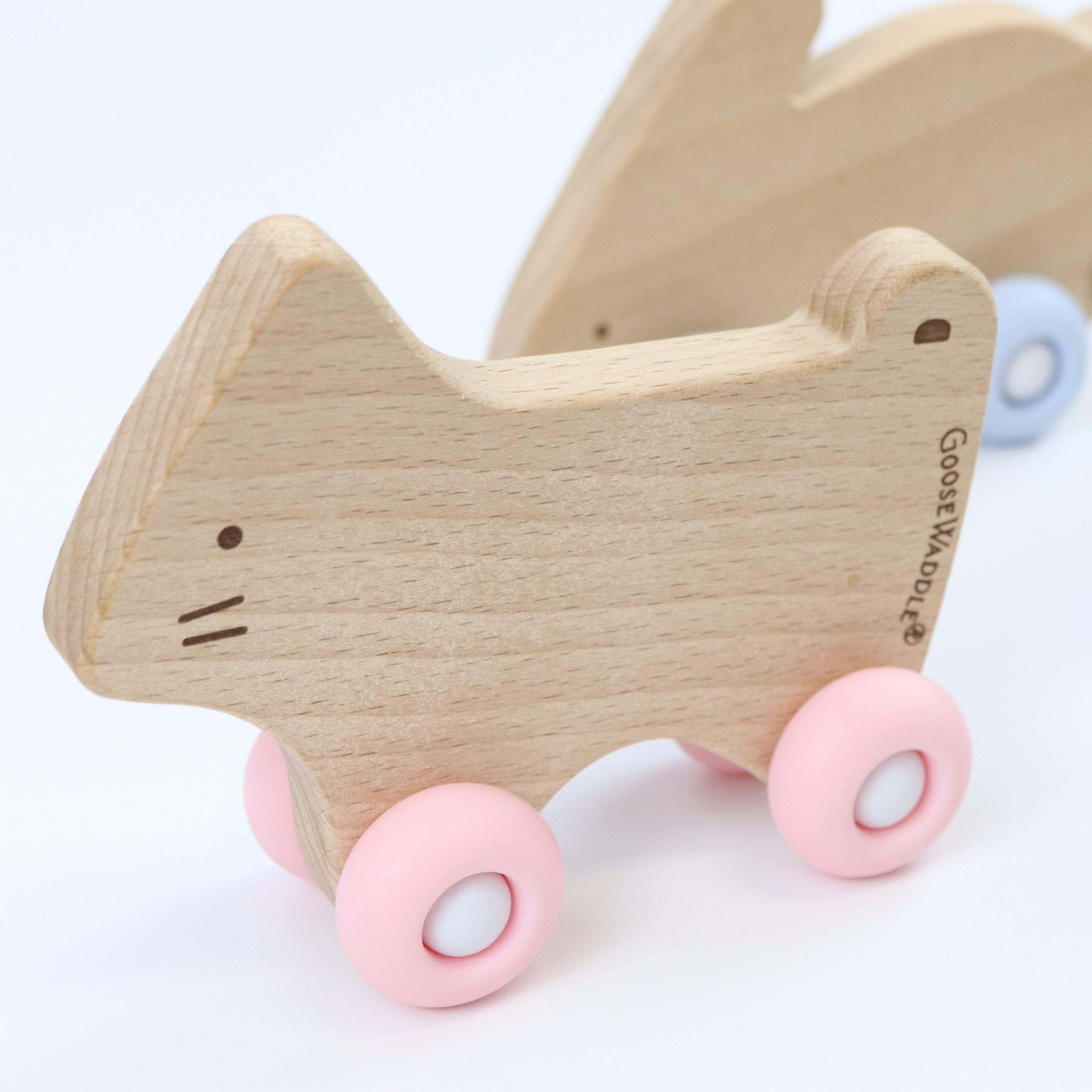 Teether w/Wheels - Kitty Pink Wheels
