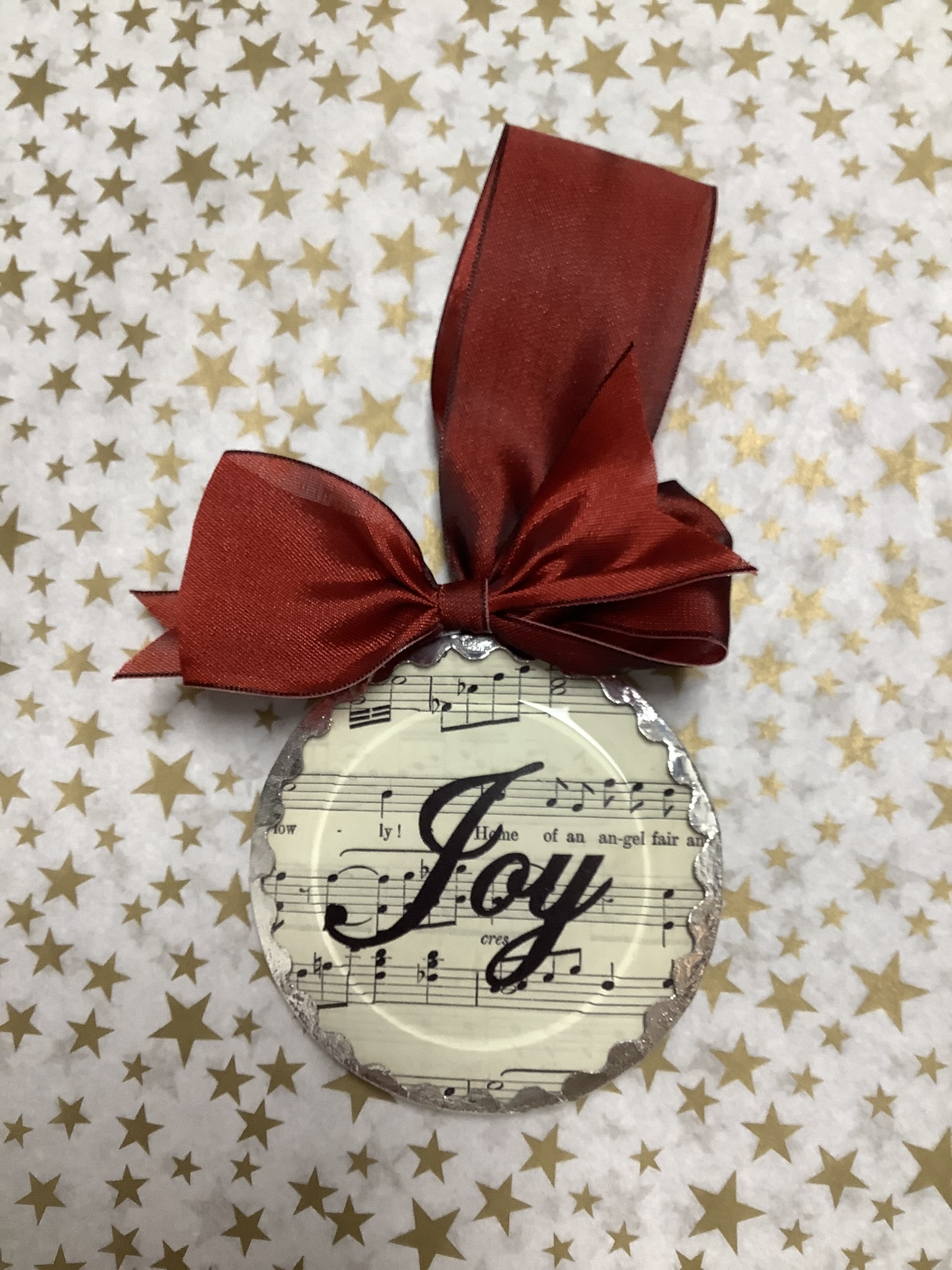 "JOY" 3" Round w/Red Ribbon