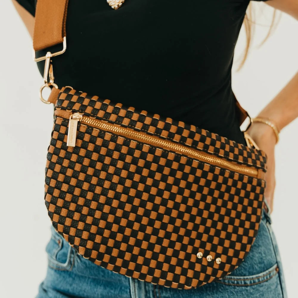 Westlyn Woven Bum Bag -checkered coffee