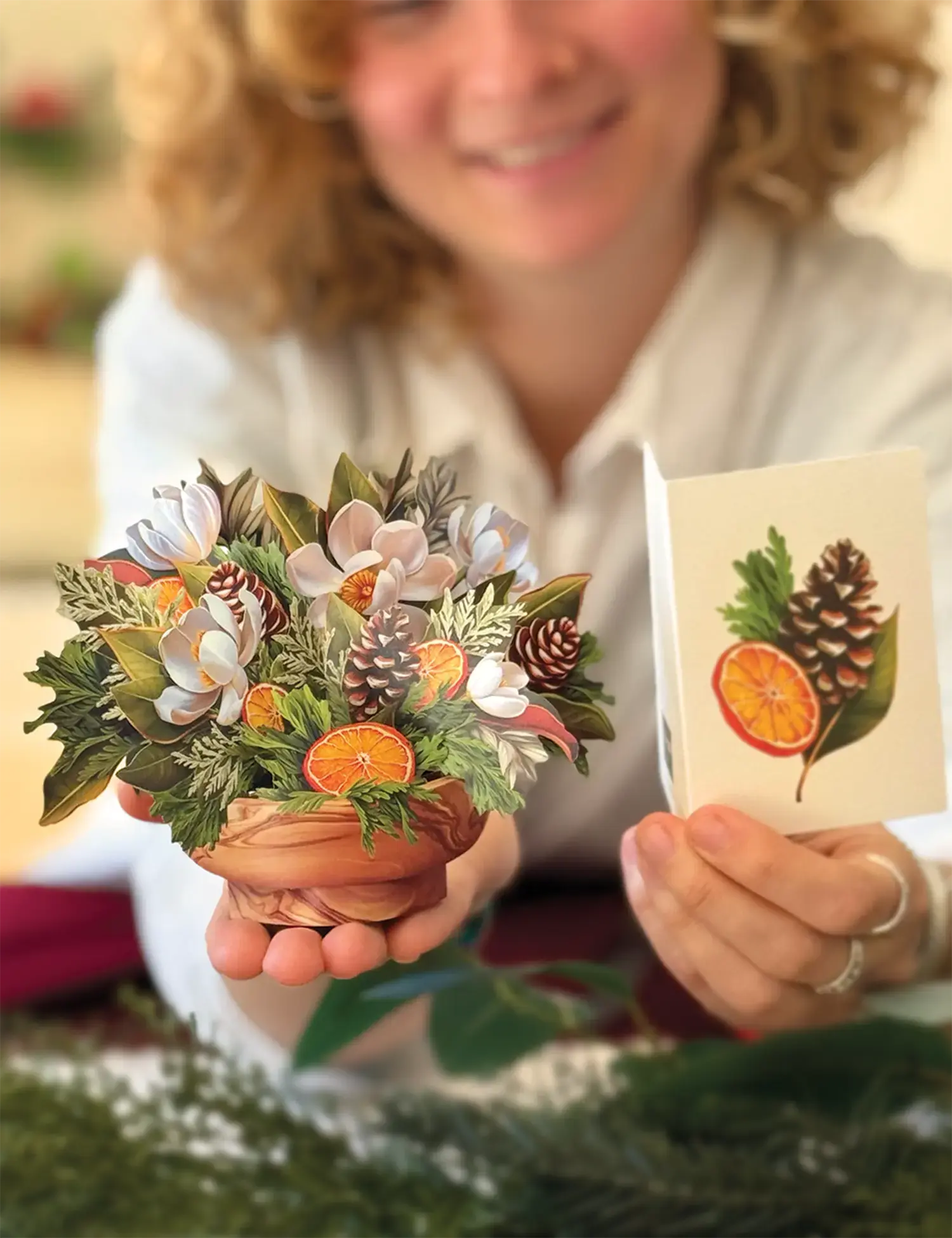 MINI WINTER MAGNOLIA GREETING CARD
