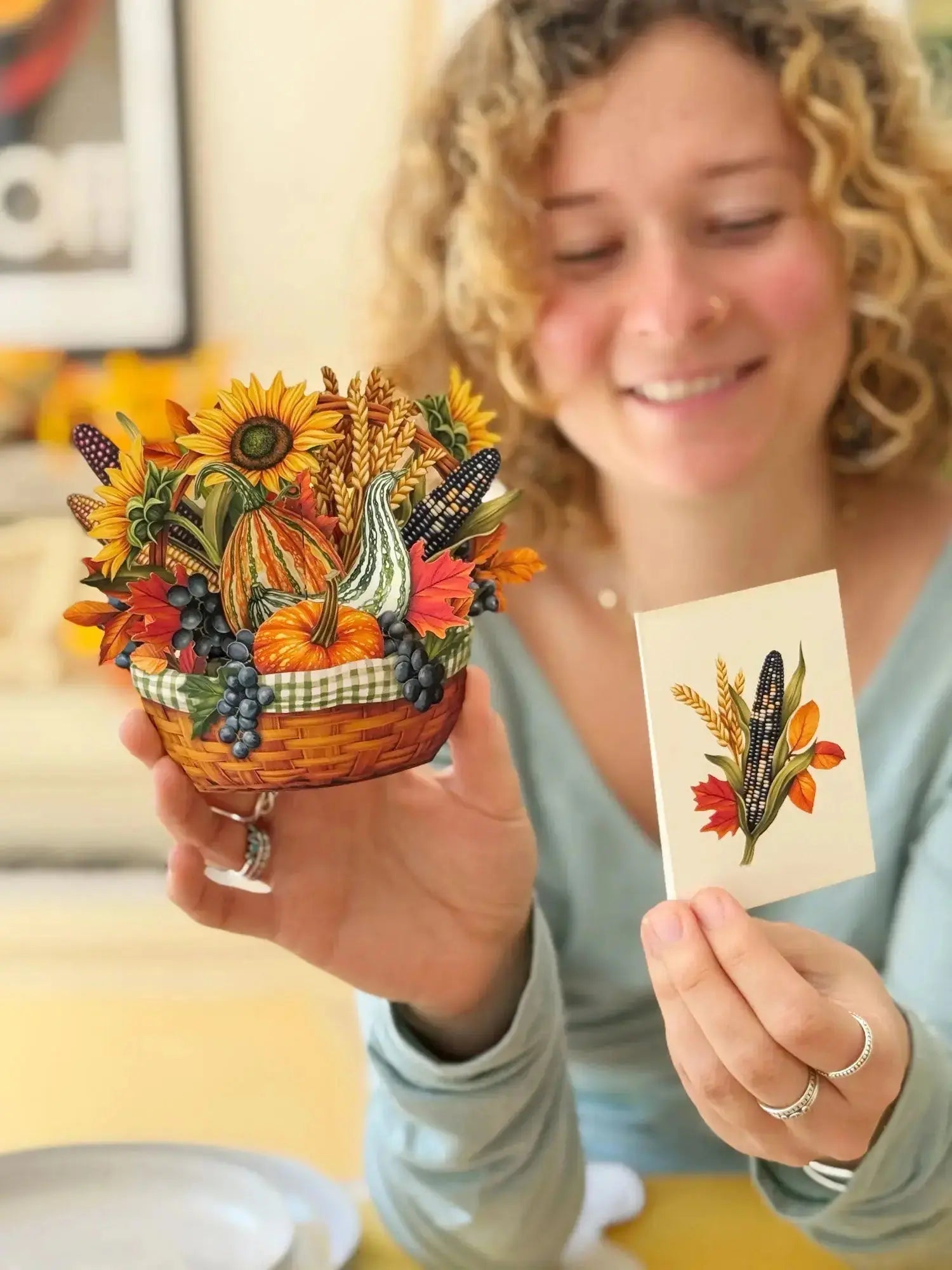 MINI GOLDEN HARVEST GREETING CARD