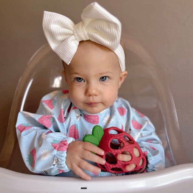 GRAYSON LONG SLEEVE BIB-STRAWBERRY PATCH