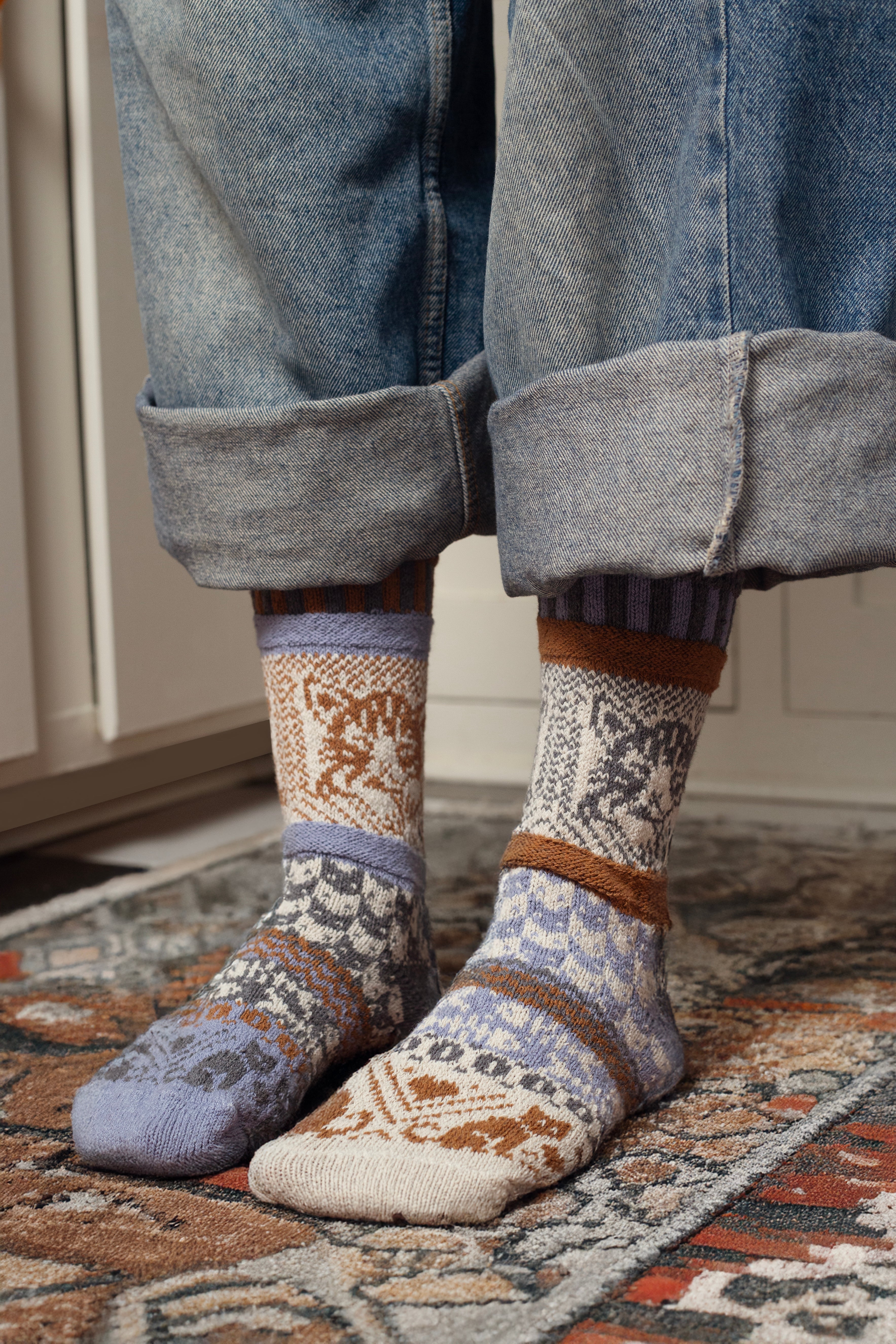 Cat Crew Socks - Medium (W: 8-10, M: 7-9)