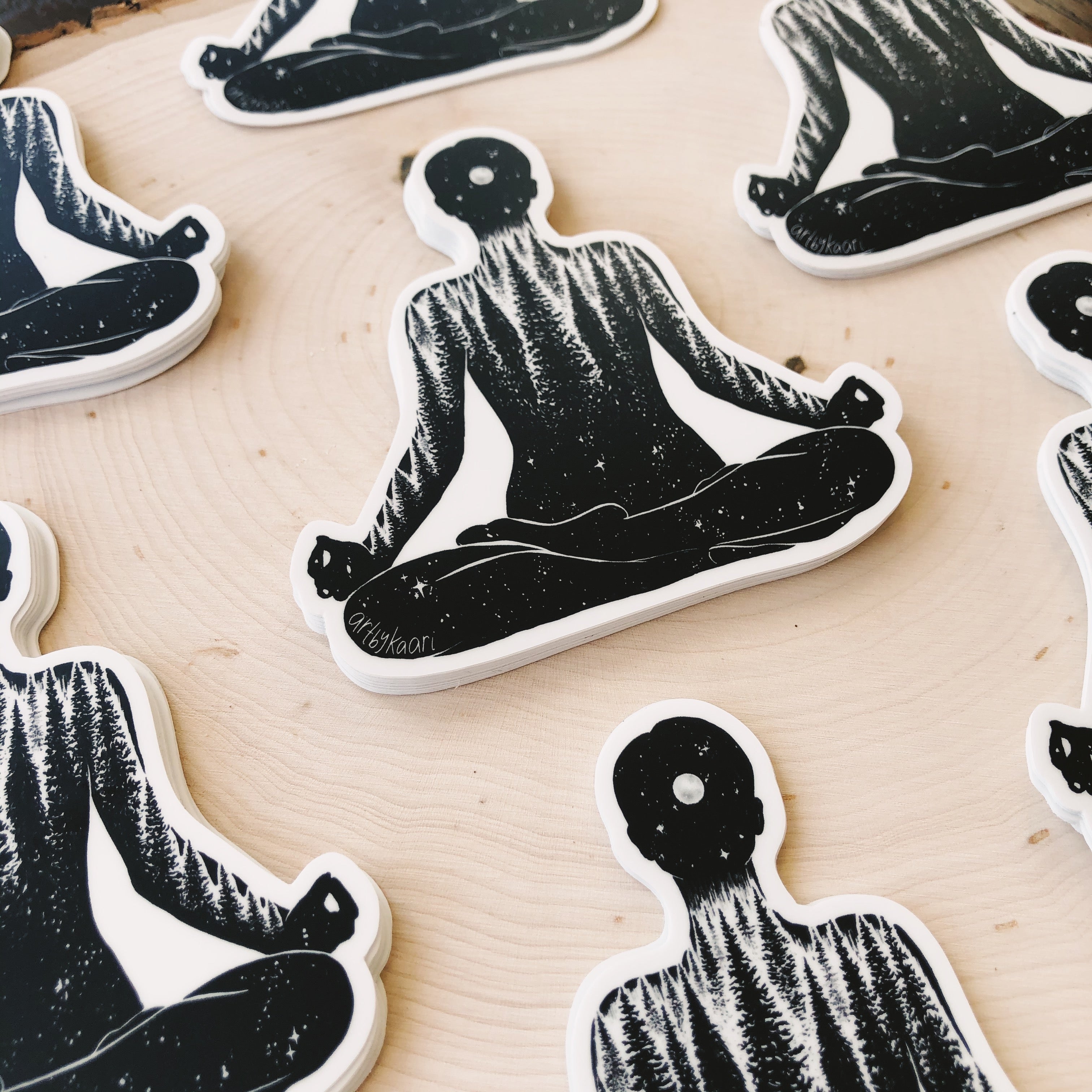 GROUNDED & GROWING VINYL STICKER