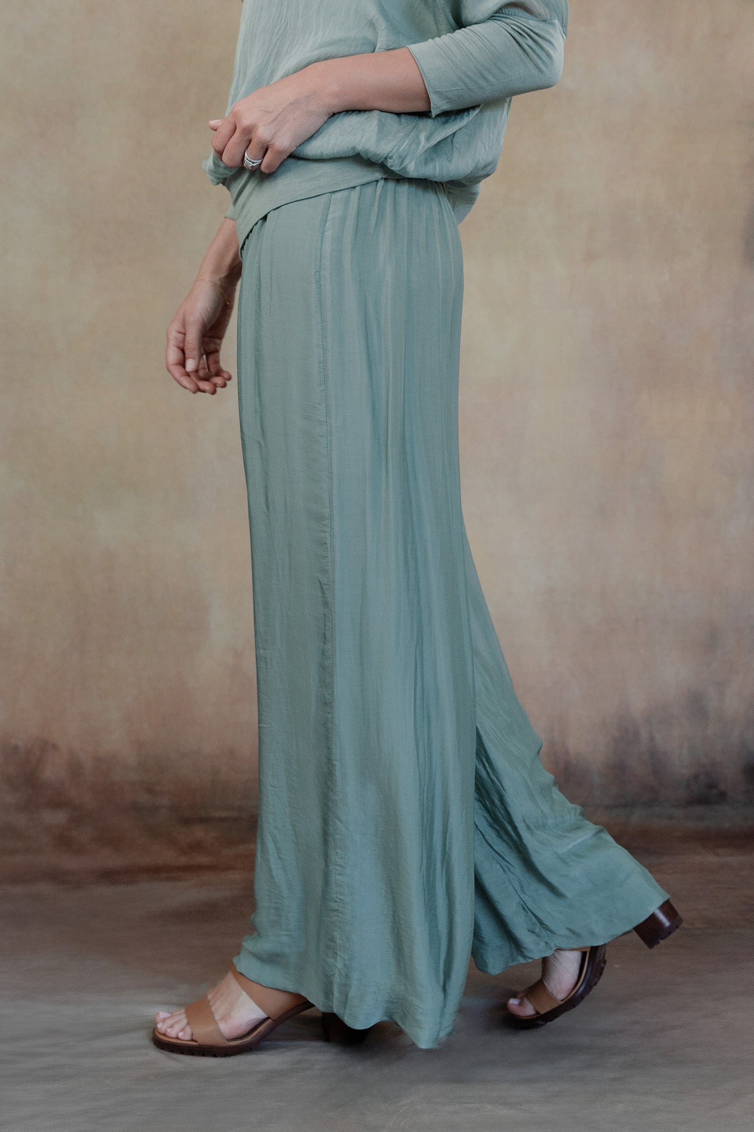 MADELYN SILK PANTS-SAGE-O/S