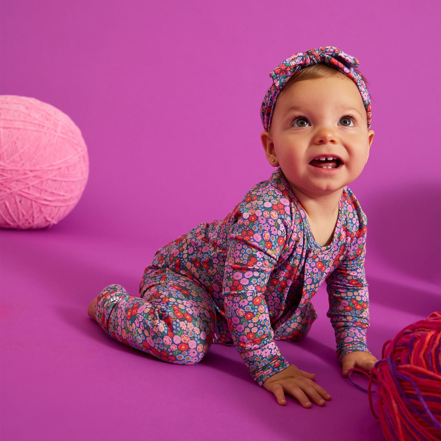 Gilded Lily Magnetic Convertible Coverall 6-9 Months