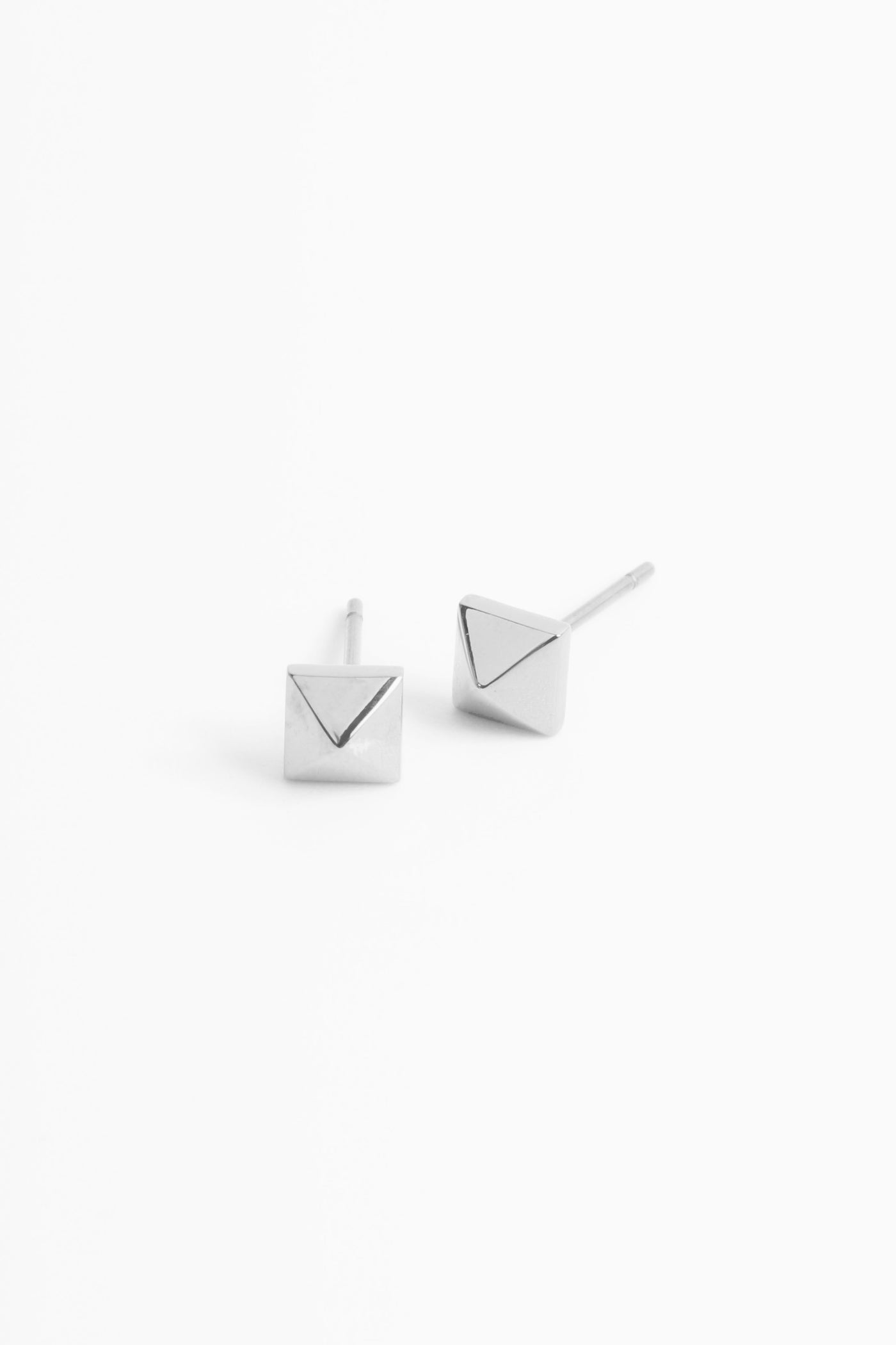 Melrose Studs 5mm - Silver