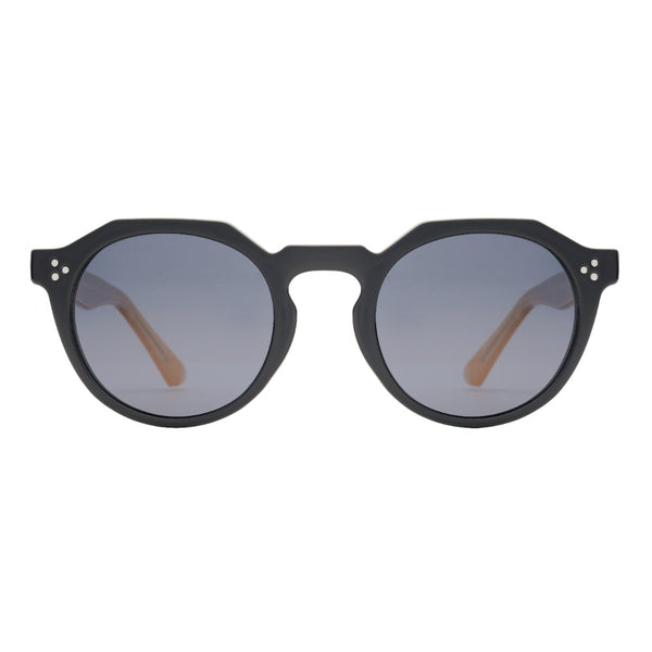 Shay - Black/Smokey Temple - Smokey Lens