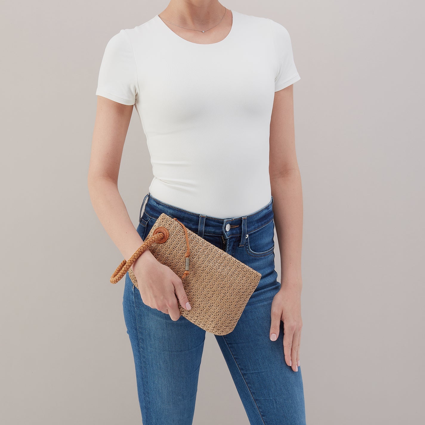 HOBO DAISY DAZE LARGE WRISTLET-MEADOW WOVEN STRAW