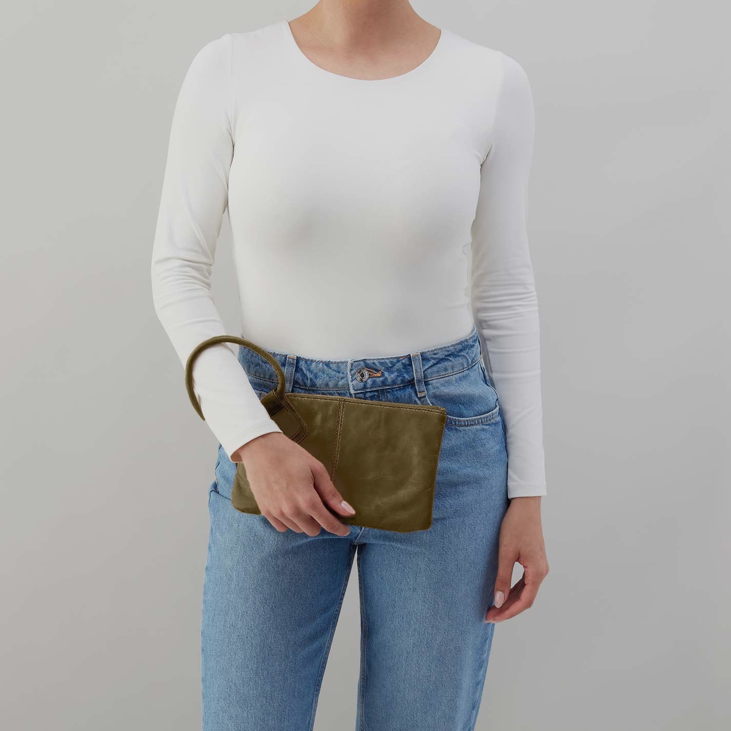 SABLE WRISTLET-OLIVE VEIL