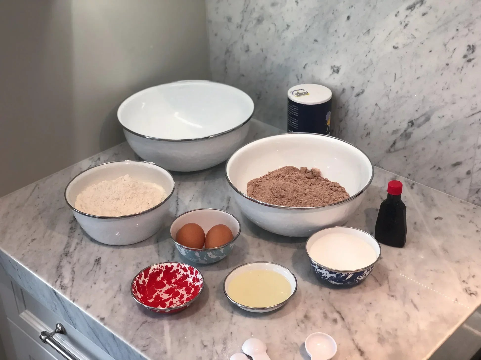 Solid White Mixing Bowls - Nesting (set of 3)