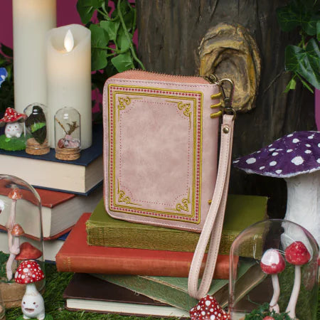 BOOKSHELF BOULEVARD COIN PURSE