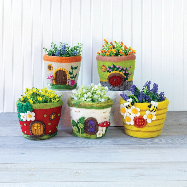 FELT POT; FOREST HOUSE