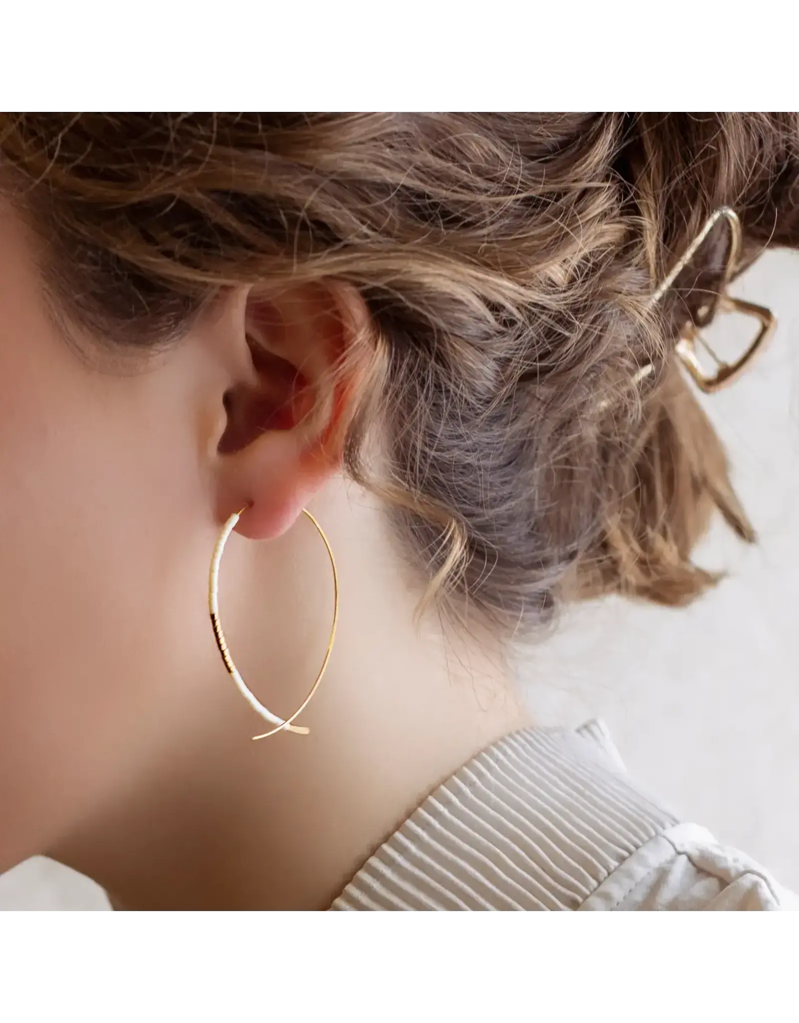 NORAH EARRINGS-WHITE