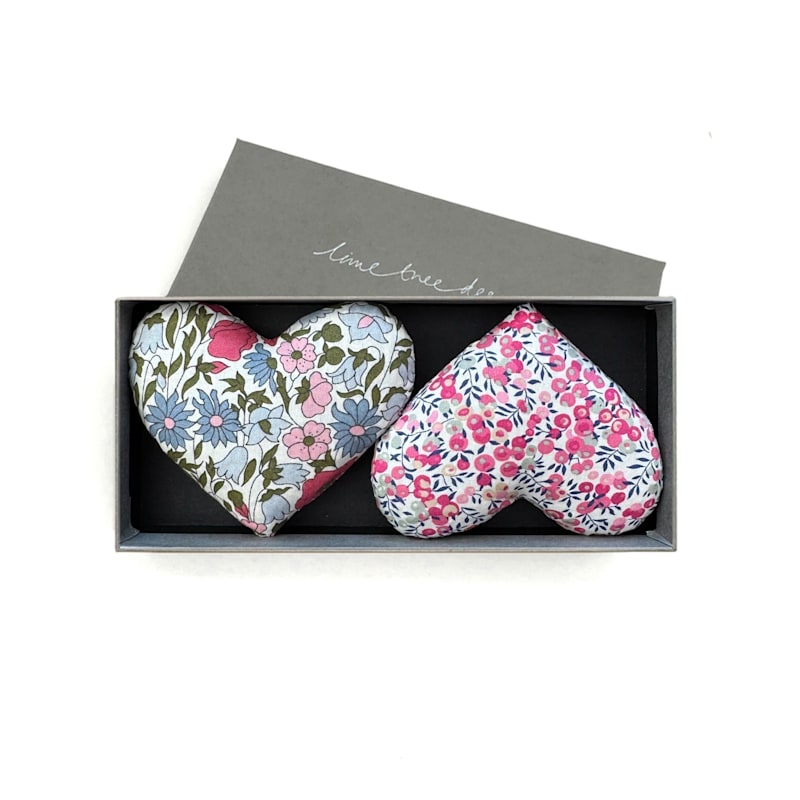 Lavender Hearts: Mary Rose (Box of 2)